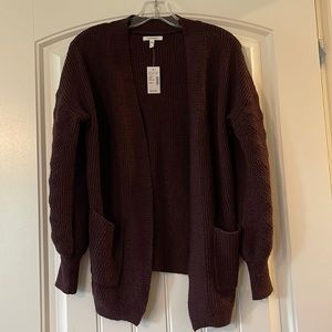 NET, Maurice’s sweater, super soft!